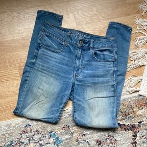 American Eagle Hi-Rise Jeggings - SIZE 6